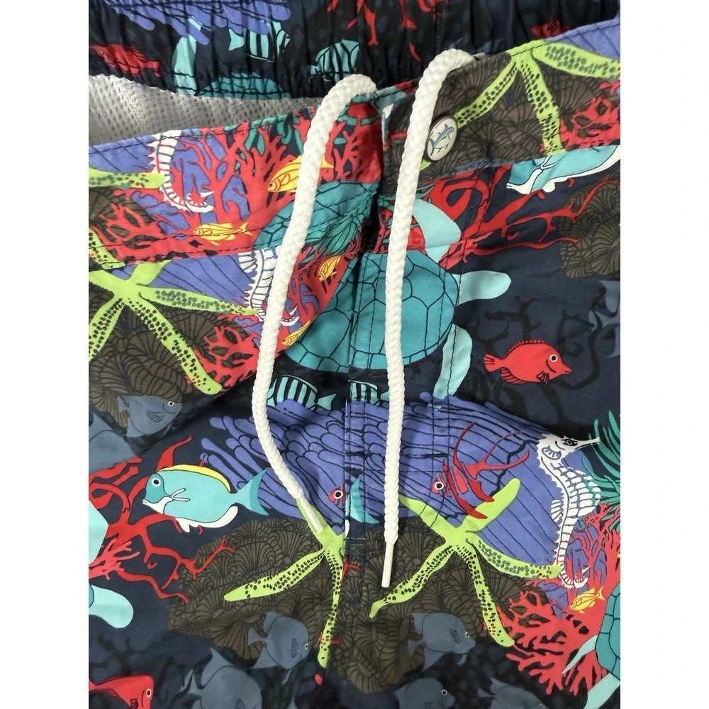 Southern Tide Water Shorts Mens Medium Colorful Skipjack Sea Turtle Swim Trunks